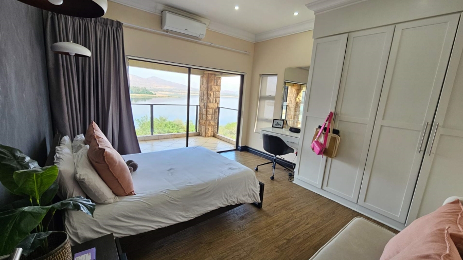 4 Bedroom Property for Sale in Birdwood Estate North West